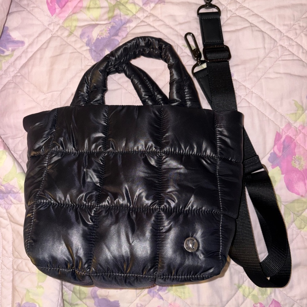 Lululemon Puff 5L Bag - Picture 3 of 4
